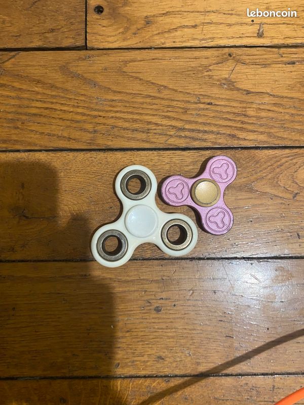 Lot de handspinners (image 1)