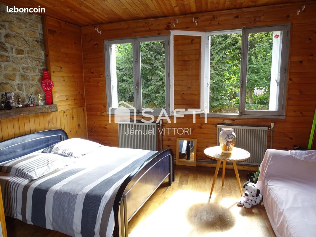 Immeuble 202 m² ERNEE (image 8)