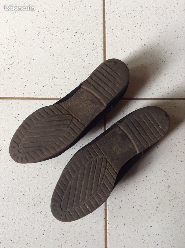 Chaussures en daim noir (image 2)