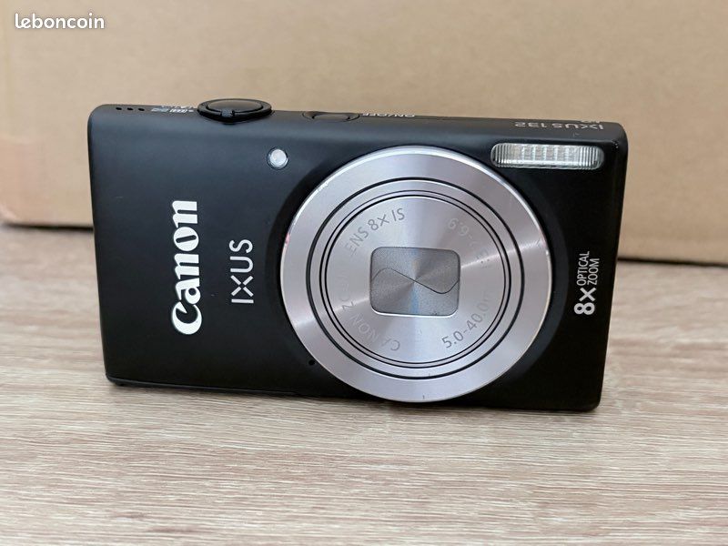 Canon IXUS 132 Noir (image 1)
