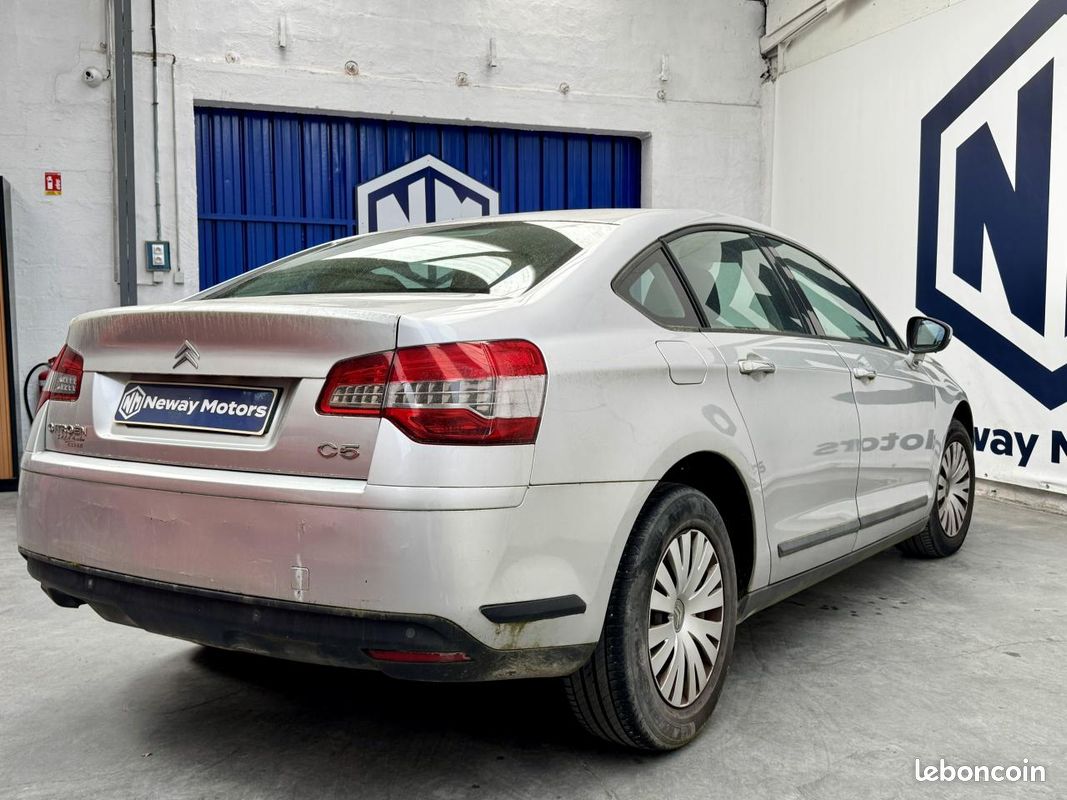 CITROEN C5 1.6 HDi 16V FAP - 110ch BERLINE . PHASE 2 /ATTRACTION (image 9)