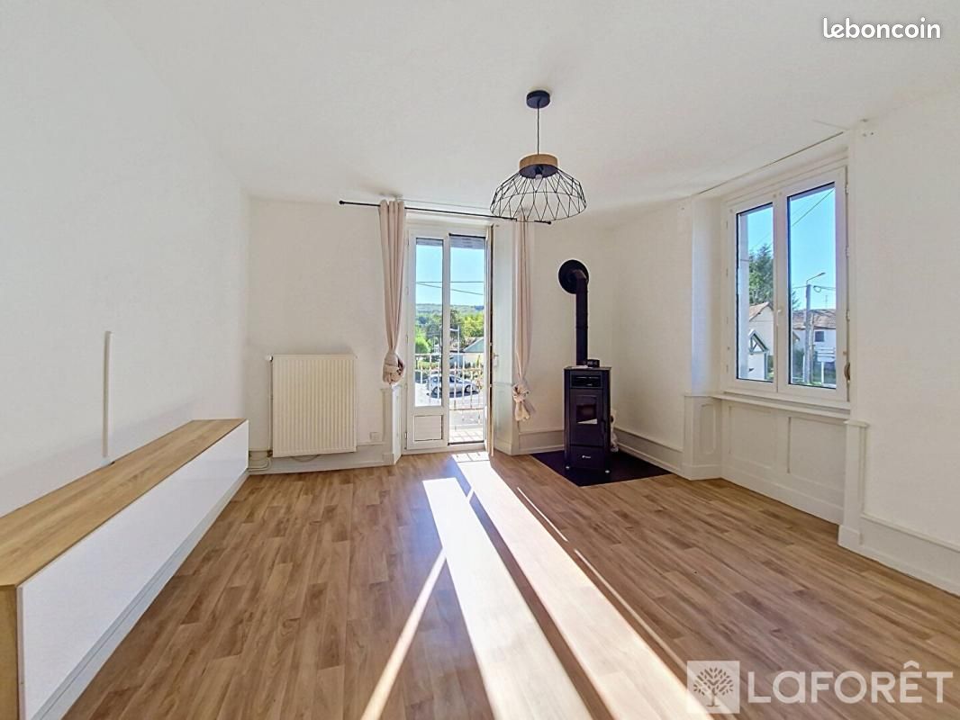 Appartement 5 pièces 100 m² · à Mandeure · 100 m² · 70 000 €