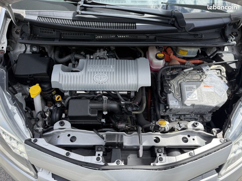 Toyota YARIS HSD 100H BUSINESS 5P (image 15)