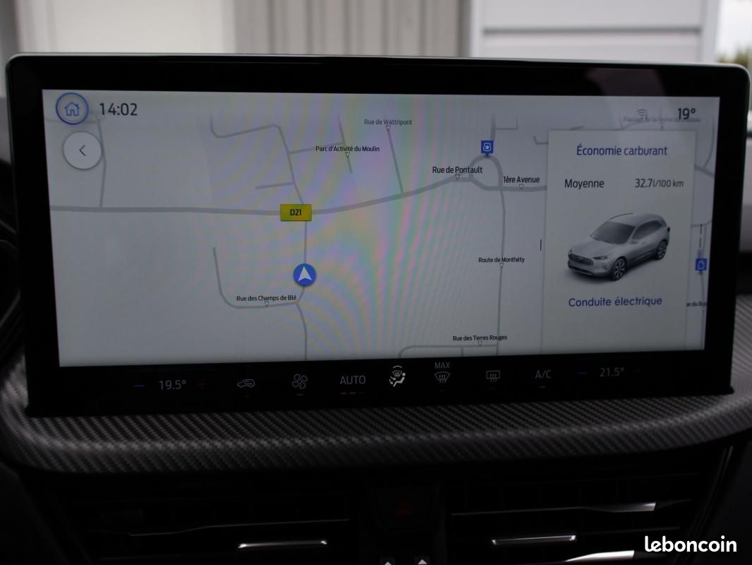Ford Kuga 2.5 DURATEC 180 HEV ST-LINE Powershift (image 22)