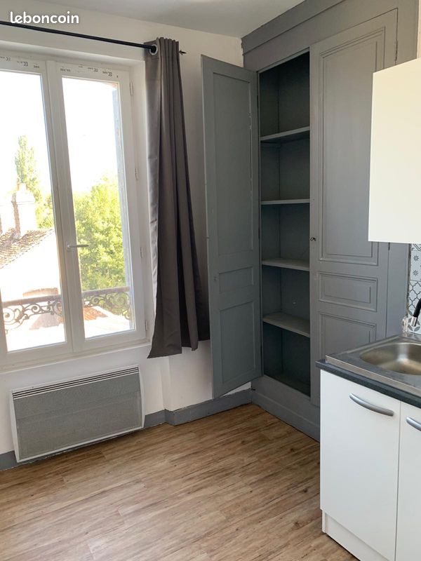 Appartement 2 pièces 22 m² · à Courtenay · 22 m² · 390 €/mois