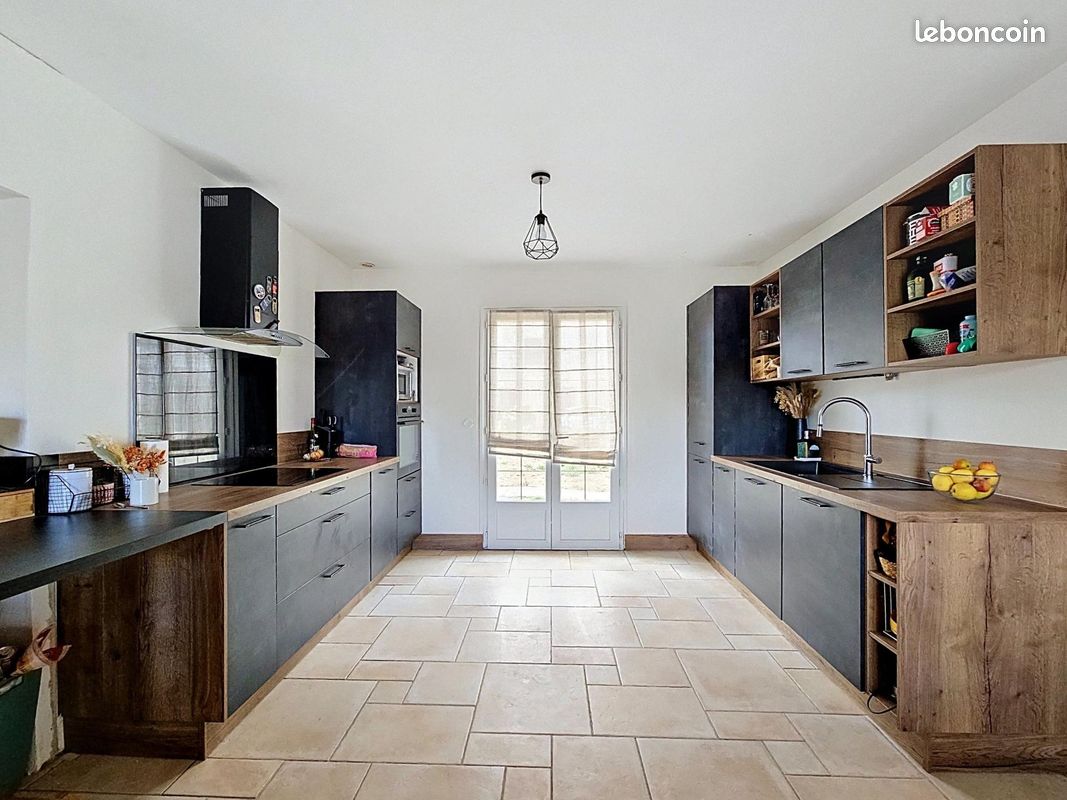 Maison 7 pièces 164 m² · à Augers-en-Brie · 164 m² · 249 000 €