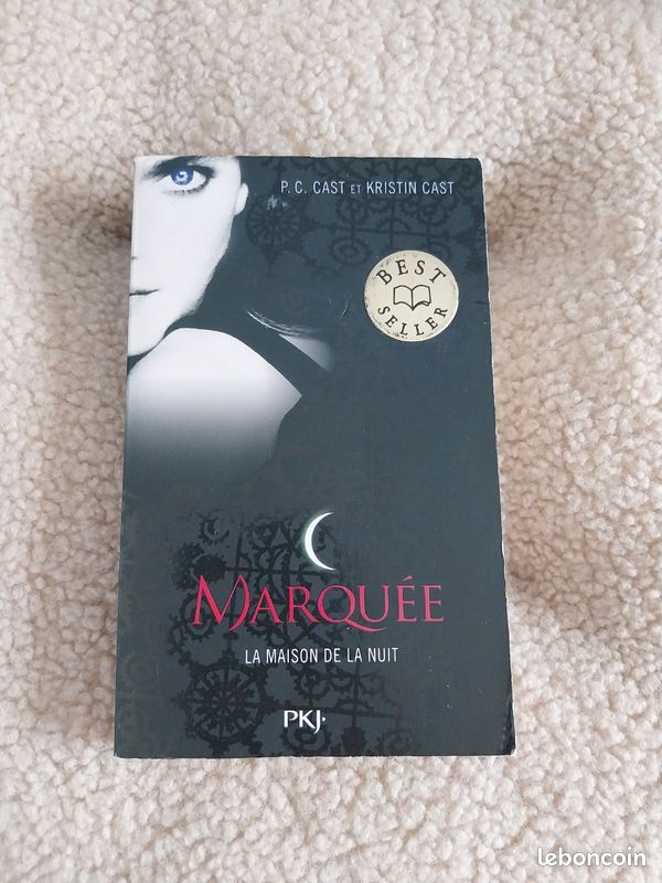 Livre La maison de la nuit Marquée (image 1)