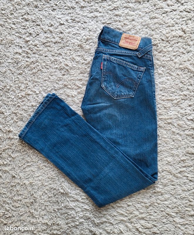 Jeans Levi's 504 - Taille 40 - Coupe Straight - Occasion Très Bon état - Bleu Classique