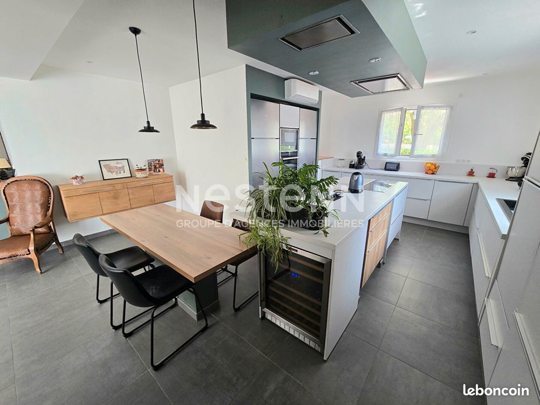 Maison 6 pièces 213 m² · à Toulouse · 213 m² · 598 000 €