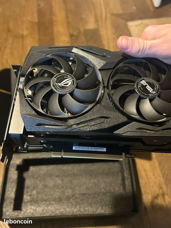 ASUS Carte Graphique GeForce RTX 2070 Super ROG Strix O8G Gaming, 8192 ASUS Carte Graphique GeForce RTX 2070 Super ROG Strix O8G Gaming, 8192