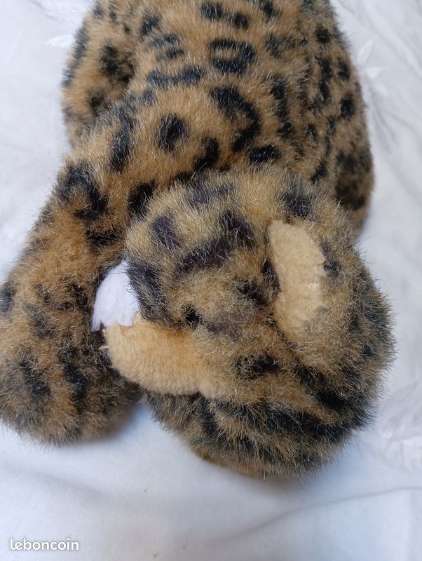 Peluche doudou léopard (image 1)