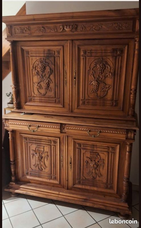 Meuble noyer clair (image 1)