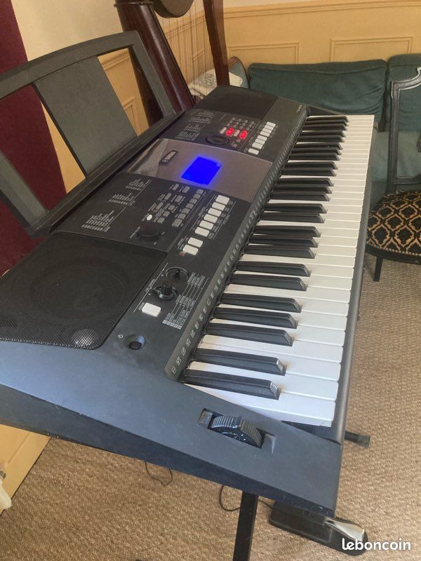 Clavier arrangeur Yamaha PSR E423 (image 3)