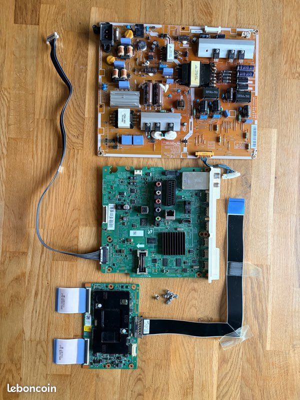 Tv Samsung smart tv UE55F6510 pièces carte tuner (image 2)