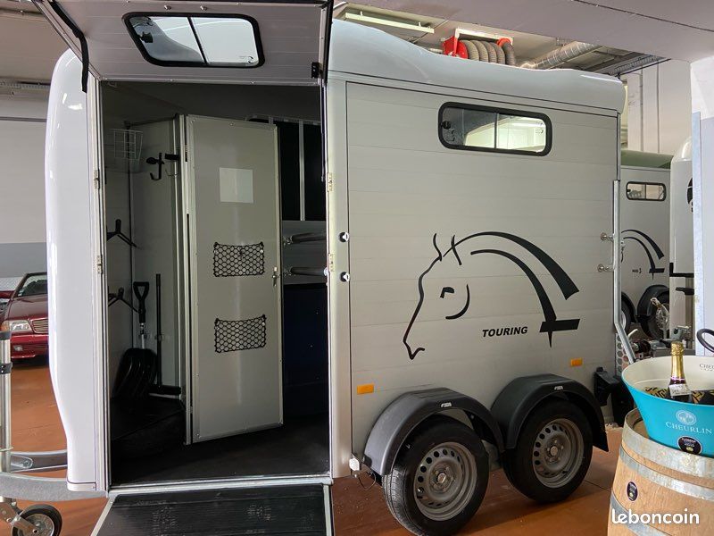 Van chevaux 2 places sans permis dispo (image 9)