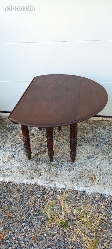 Table ronde en acajou Louis-philippe 6 pieds (image 2)