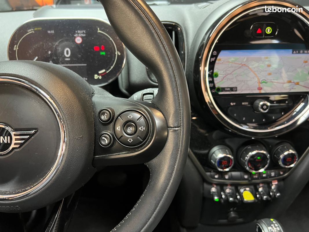 MINI COUNTRYMAN PHASE 2 COOPER SE 220CH HYBRID PHEV ALL4 NORTHWOOD BVA/ CUIR CHAUFFANT / T.O. / CARPLAY / TETE HAUTe (image 24)