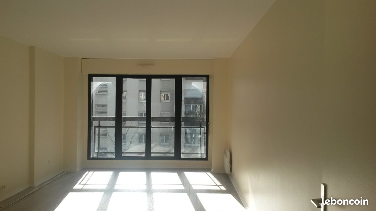 Appartement 3 pièces 81 m² · à Paris · 81 m² · 2 063 €/mois