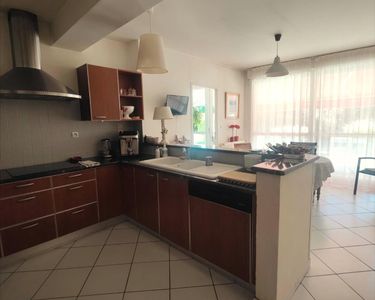 Maison 748 800 € - 198 m²
