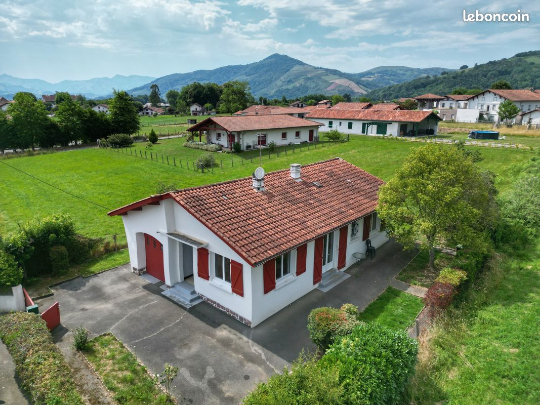Maison 4 pièces 82 m² · à Saint-Jean-Pied-de-Port · 82 m² · 222 000 €