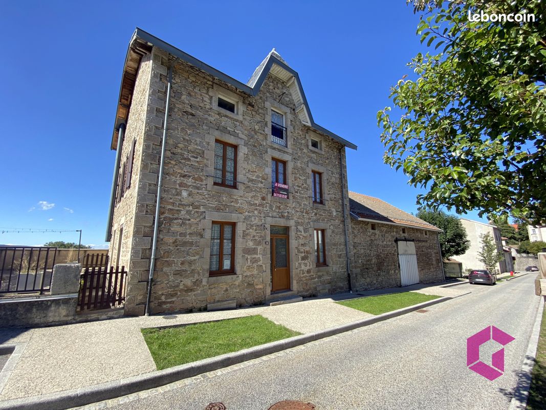 Maison 8 pièces 131 m² · à La Chaise-Dieu · 131 m² · 154 500 €
