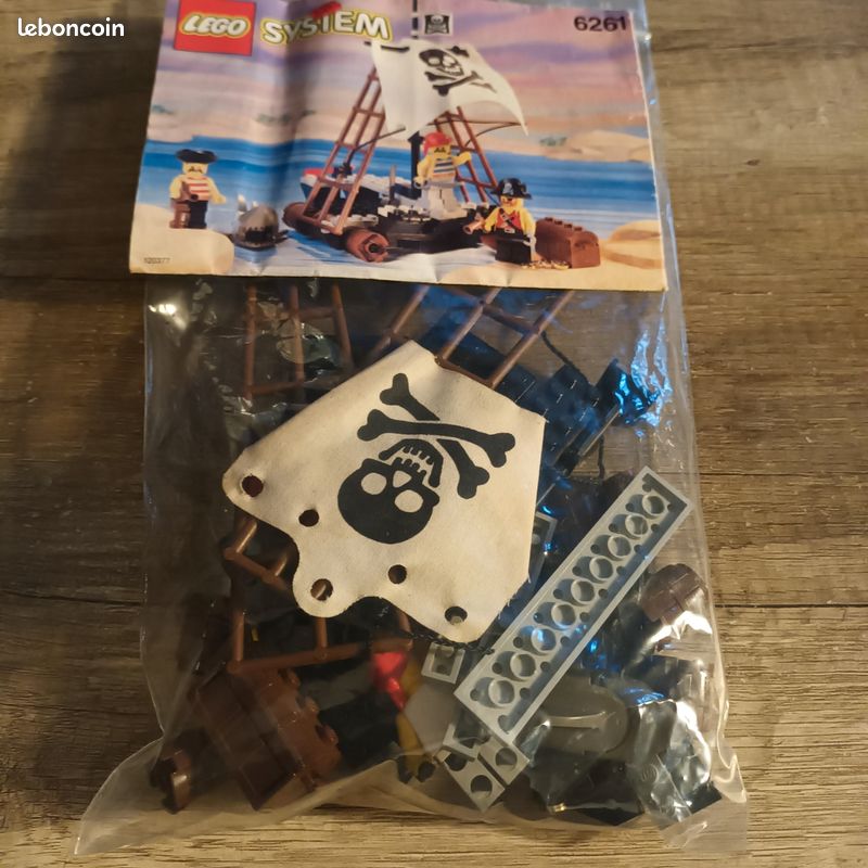 Vend lego 6261 (image 1)