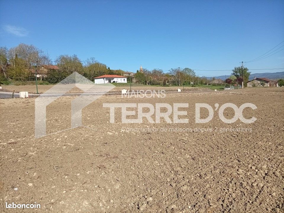 Terrain 794 m² Revel · 71 500 €