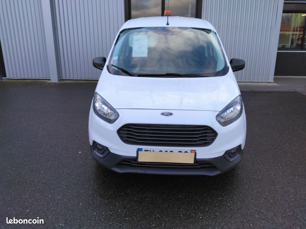 Ford TRANSIT COURIER 1.0E 100CH STOP&START TREND (image 2)