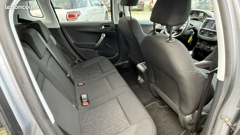 Peugeot 2008 1.6 BLUEHDI 75CH ACTIVE (image 6)