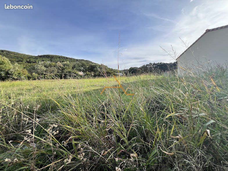 Terrain 784 m² LA TOUCHE · 108 145 €