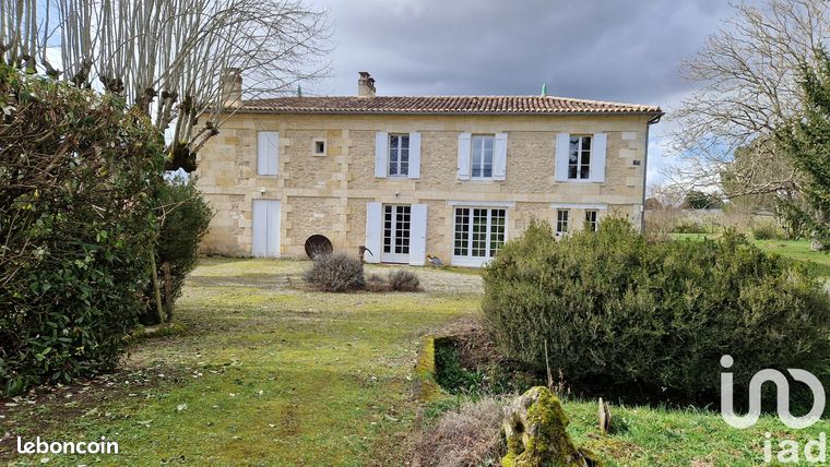 Propriété 19 pièces 662 m²