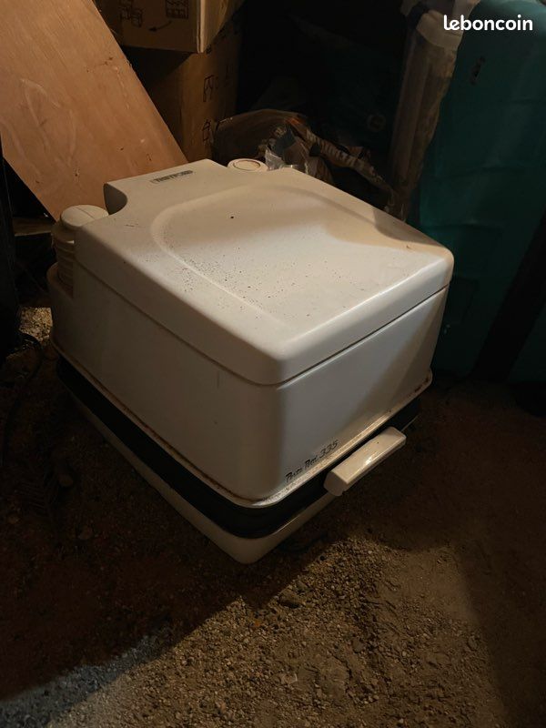 WC chimique porta potti 335 (image 1)