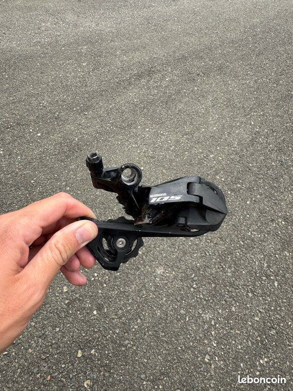 Dérailleur Arrière Shimano 105 R7000 SS - 11 Vitesses - Noir - Neuf