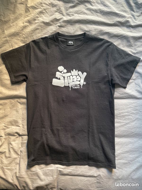 Tee shirt Stüssy classic taille M / état NEUF (image 1)