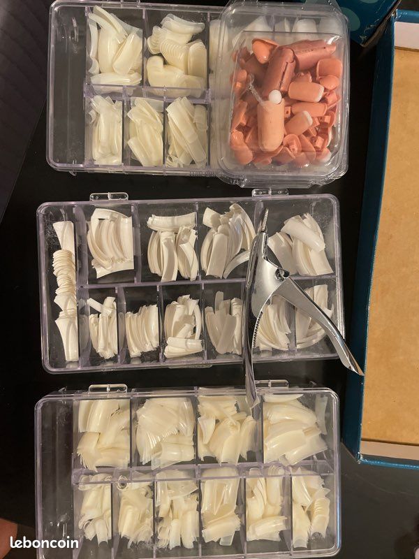 Ongle capsule (image 1)