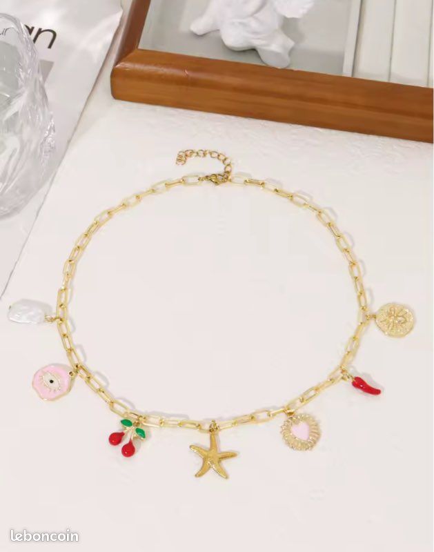 Collier à breloques (image 4)