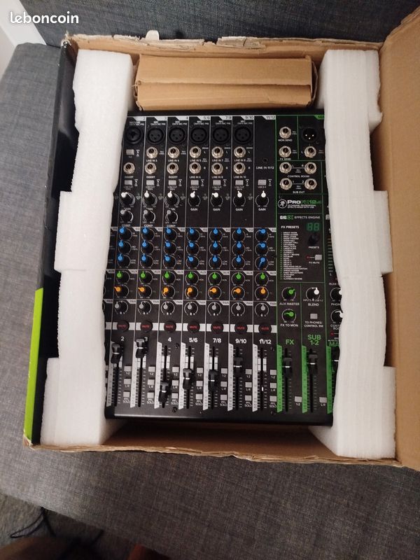 Table de mixage pro fx12 mackie (image 2)