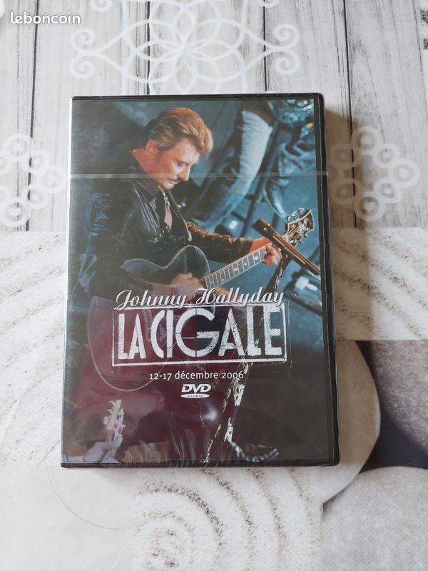 LOT DE 3 DVD NEUFS "Johnny Hallyday" (image 2)