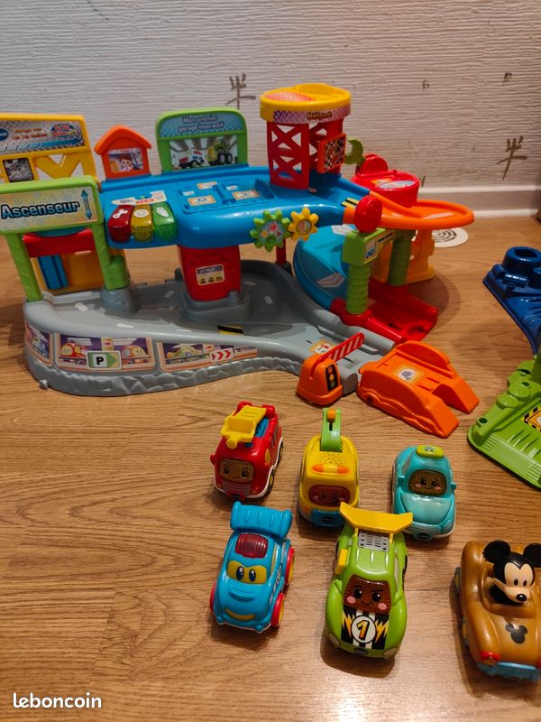 VTech Tut tut bolides méga circuit+ premier garages (image 2)