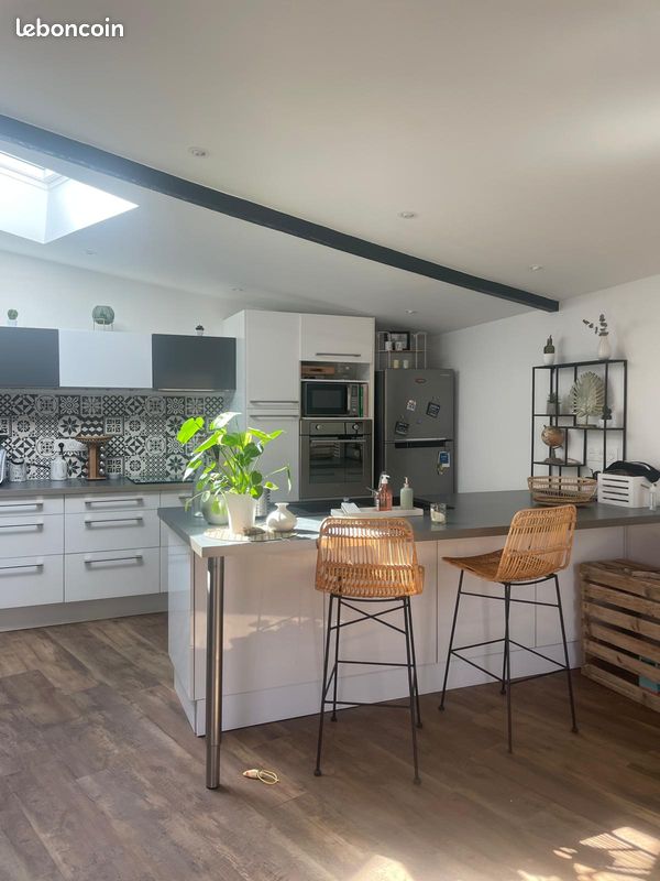 Maison 4 pièces 110 m² · à Aubigny-les Clouzeaux · 110 m² · 1 000 €/mois