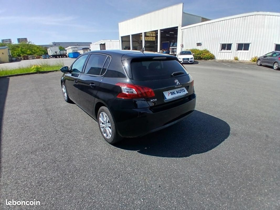 PEUGEOT 308 1.2i PureTech 12V S&S - 110 II 2013 BERLINE Style PHASE 1 (image 10)