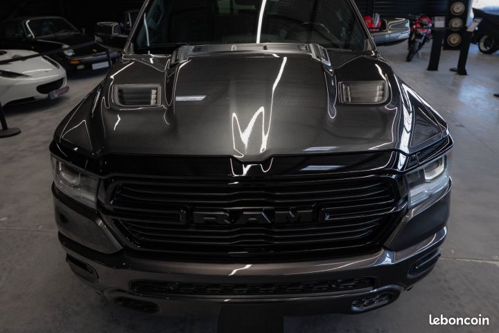 DODGE RAM 1500 - CREW CAB LARAMIE 5.7 HEMI V8 GT - Garantie 12 mois (image 18)
