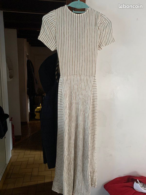 Robe pull & bear taille S (image 2)