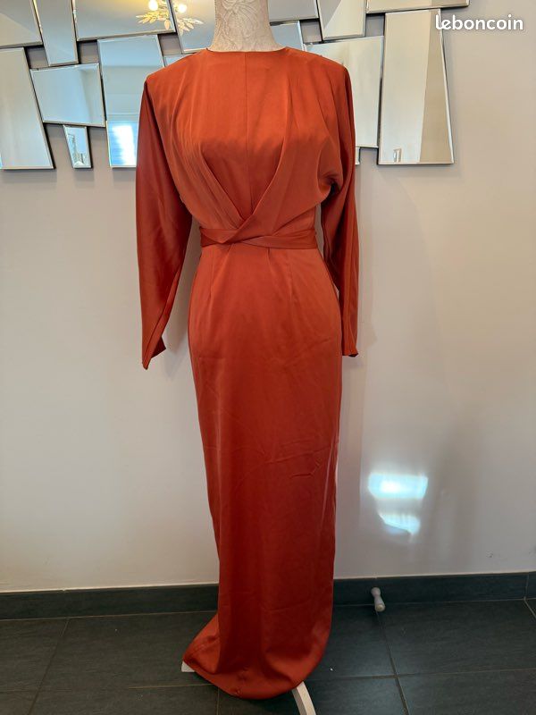 Robe longue Asos Design neuf Taille 36 (image 2)