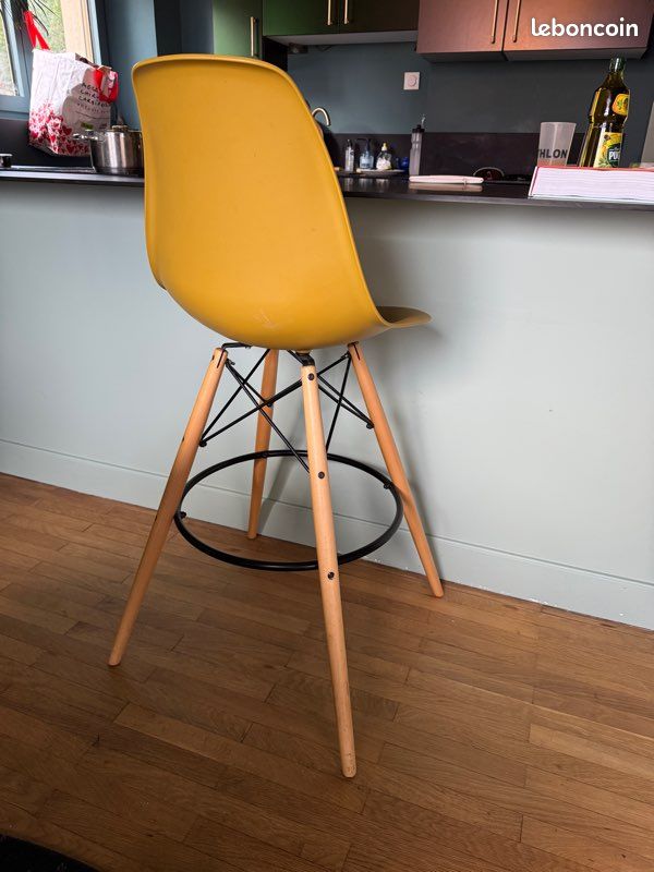 🪑 Lot de 2 chaises de bar style scandinave – très bon état (image 2)