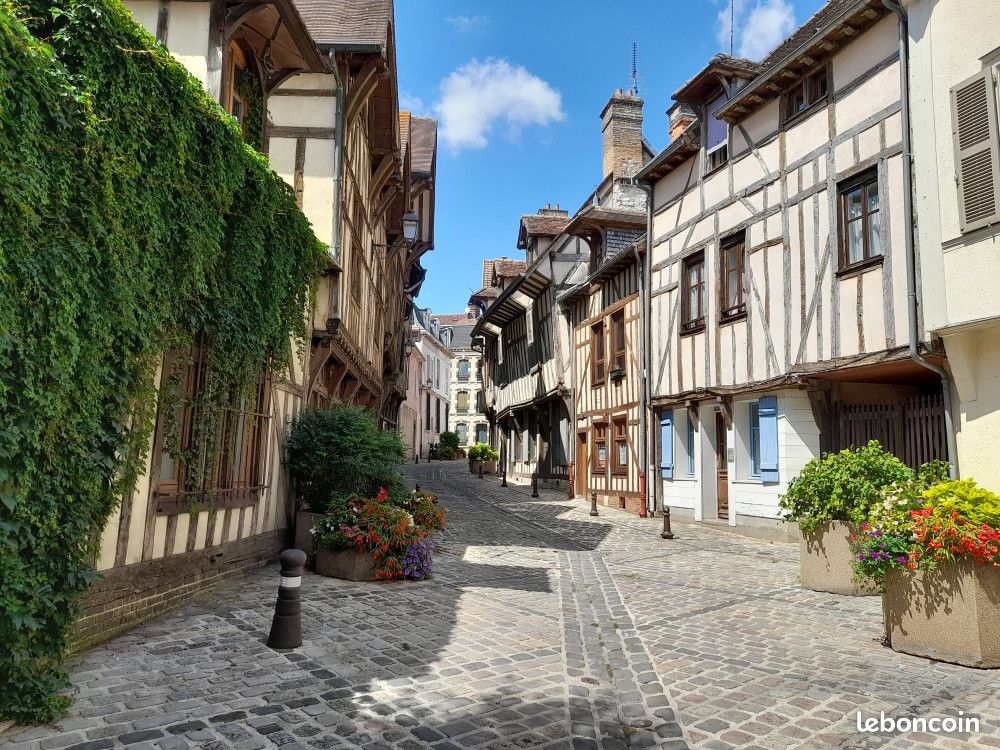 Appartement 2 pièces 49 m² · à Troyes · 49 m² · 422 €/mois