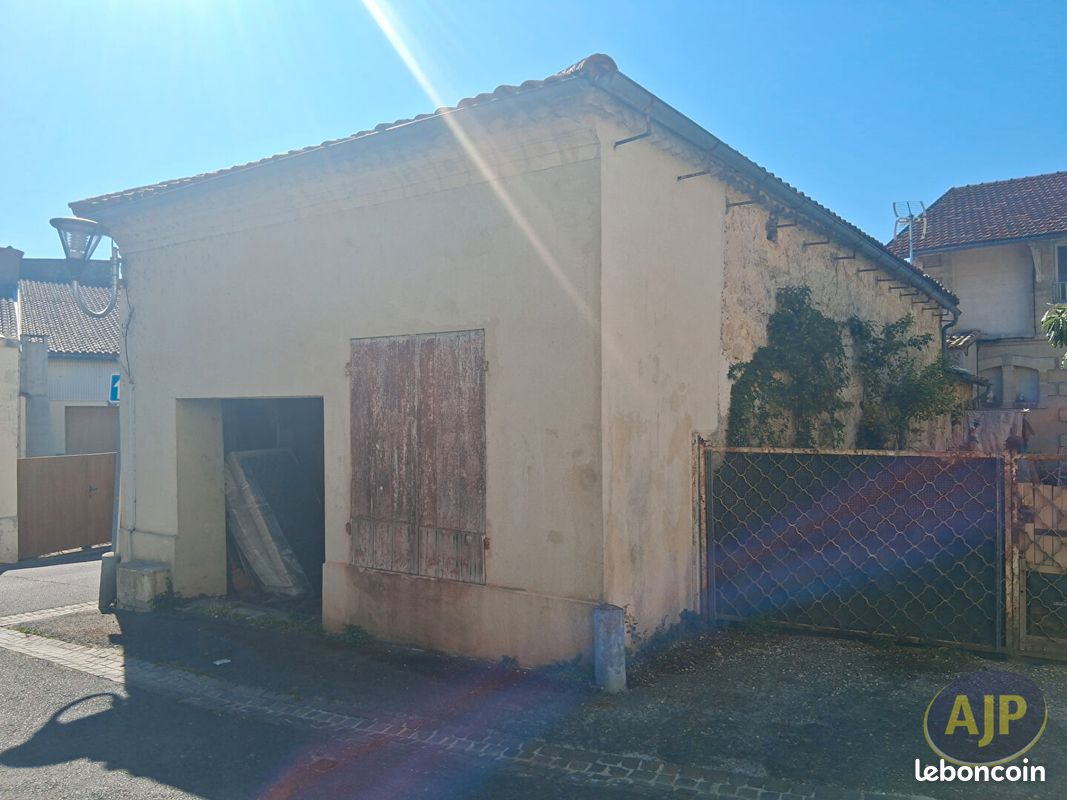 Parking 2 pièces 78 m² · à Pauillac · 78 m² · 49 520 €