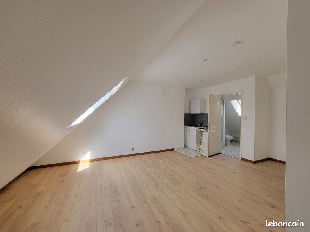 Appartement 1 pièce 17 m² · à Boulogne-sur-Mer · 17 m² · 355 €