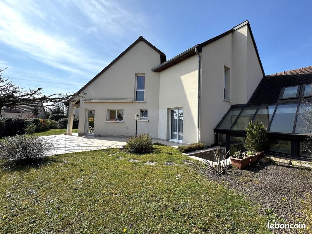 Maison 6 pièces 175 m² · à Ahuy · 175 m² · 560 000 €