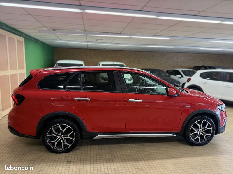 Fiat TIPO CROSS SW 1.0 FIREFLY TURBO 100CH S/S (RED) MY22 (image 8)